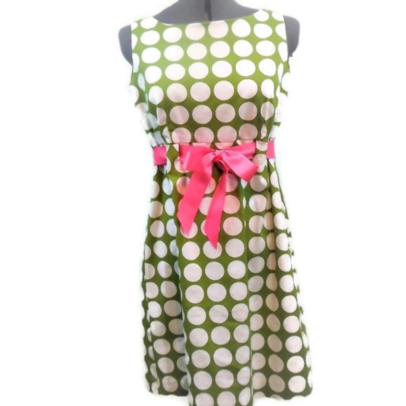Jessica Howard Dresses & Skirts - Jessica Howard Green and White Polka Dot Dress-14P